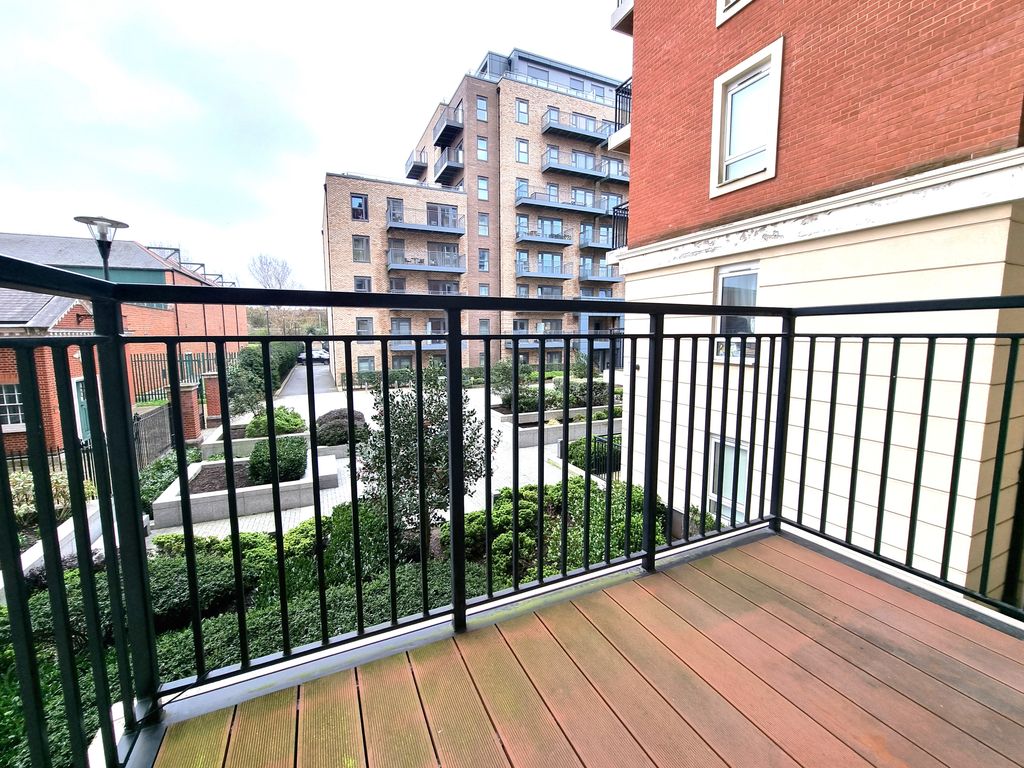 Property photo 2 of 14