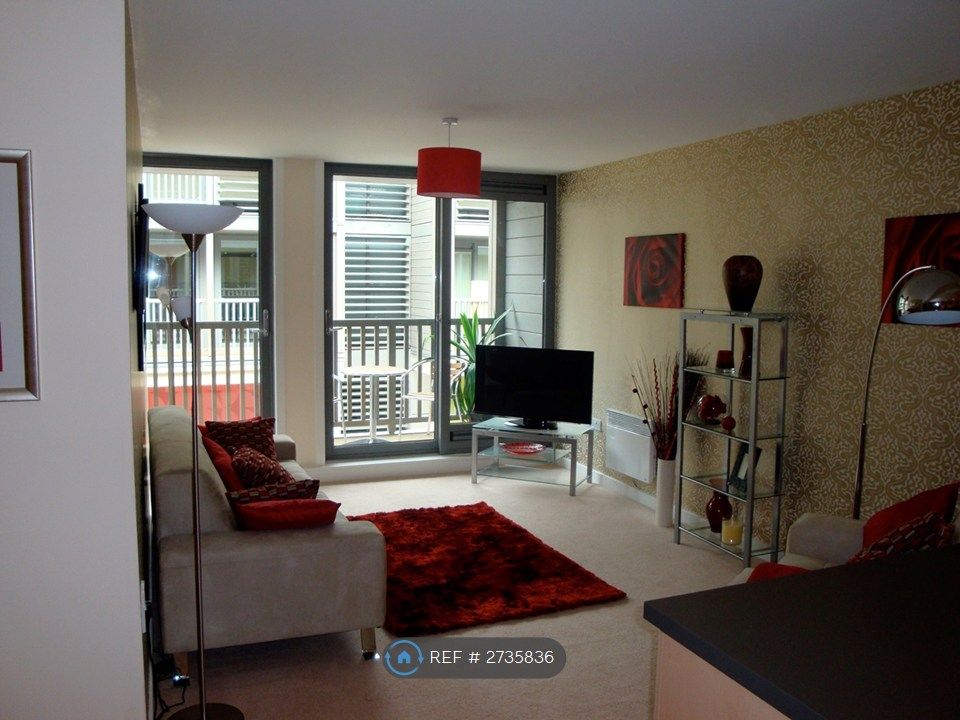 Property photo 2 of 20