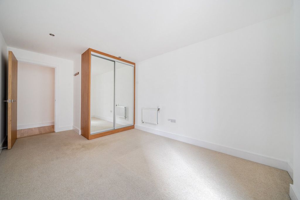Property photo 3 of 19 Picture No. 38