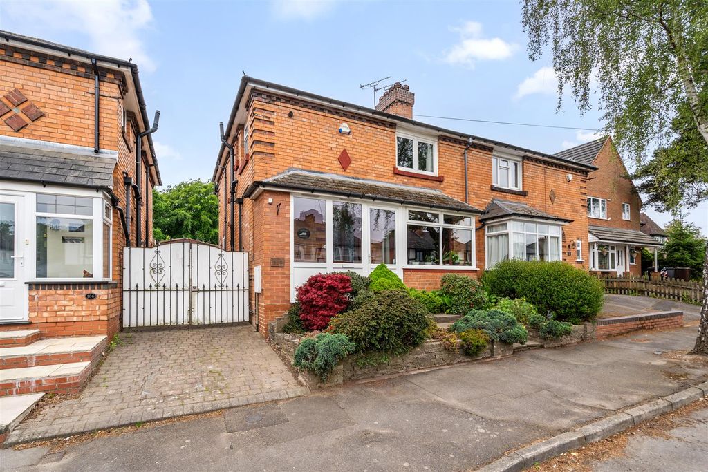 Property photo 2 of 17 164 Ulverley Green Road_26.Jpg