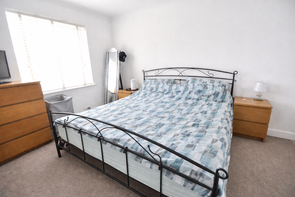 Property photo 3 of 8 32Db15A7-Fd74-4E80-A500-51C1F4277Eec