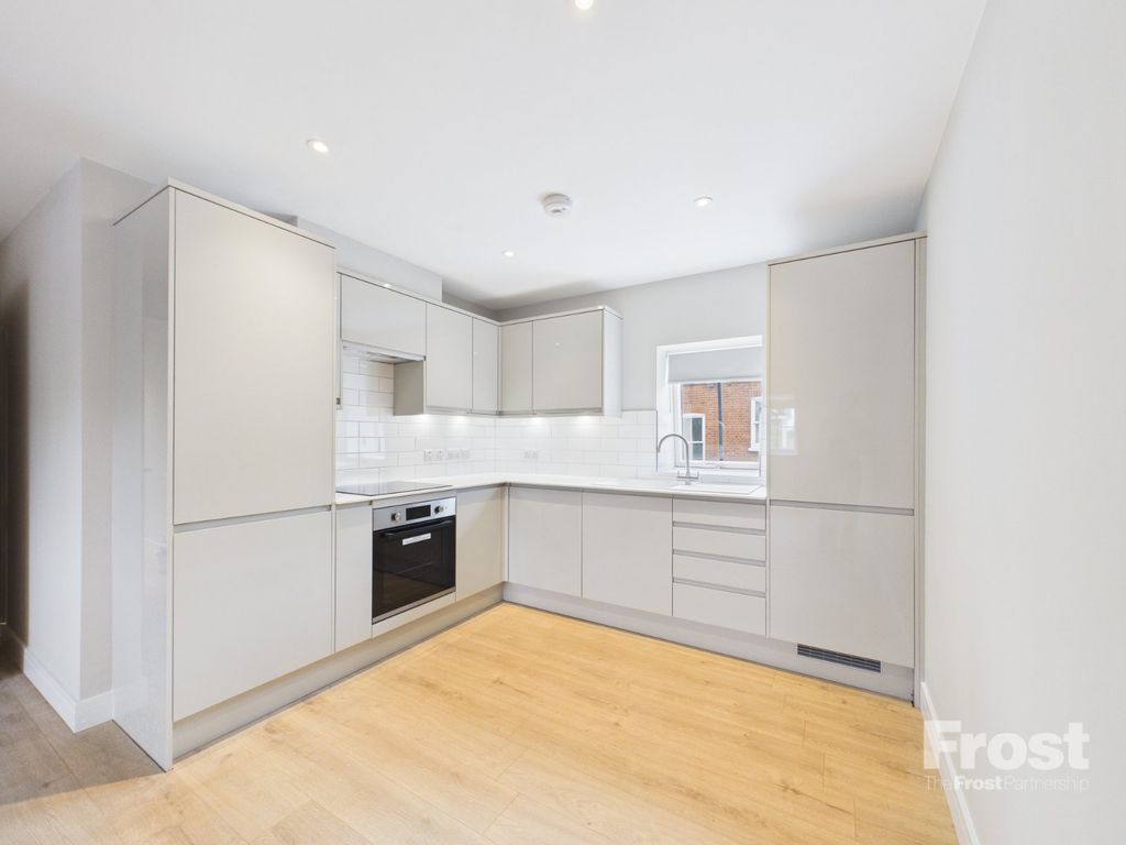 Property photo 2 of 11 Picture No. 10