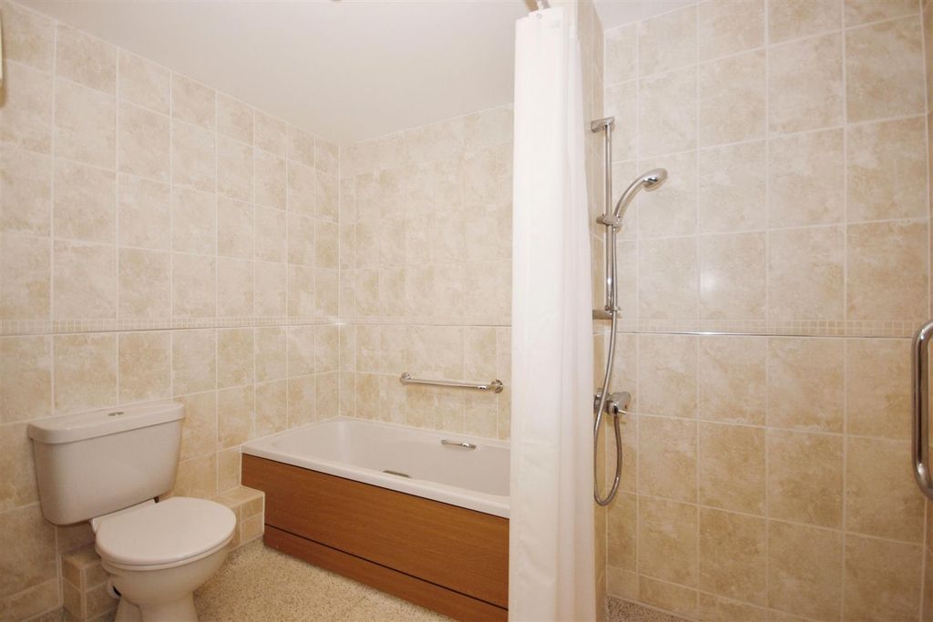 Additional image 12 of 1 bed flat for saleWilton Court, Southbank Road, Kenilworth CV8