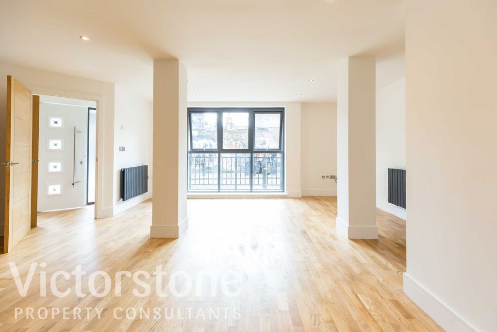 Property photo 1 of 6 1328121