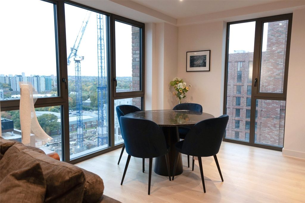 Property photo 3 of 24 Picture No. 31