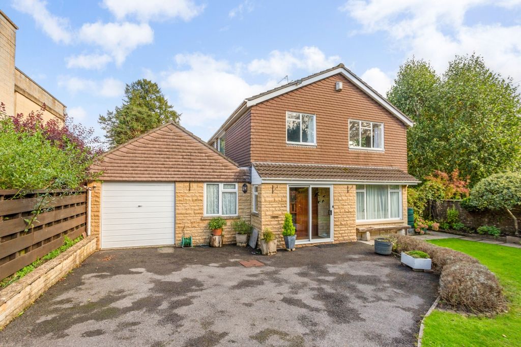 Property photo 1 of 19