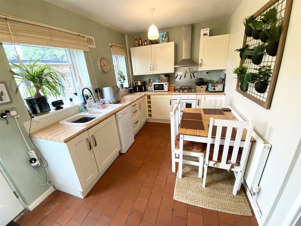 Property photo 3 of 16 Picture No. 01