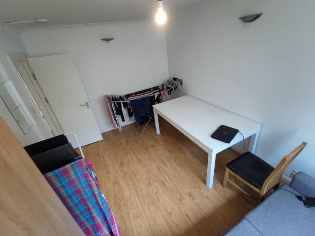 Property photo 3 of 7 Photo 3