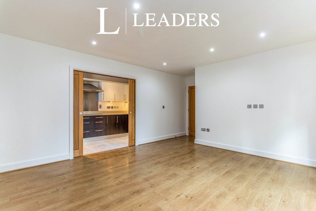 Property photo 3 of 12 3