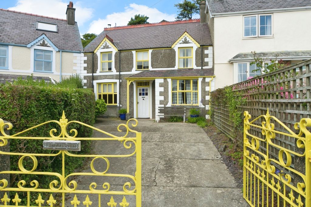 Property photo 1 of 16 Photography