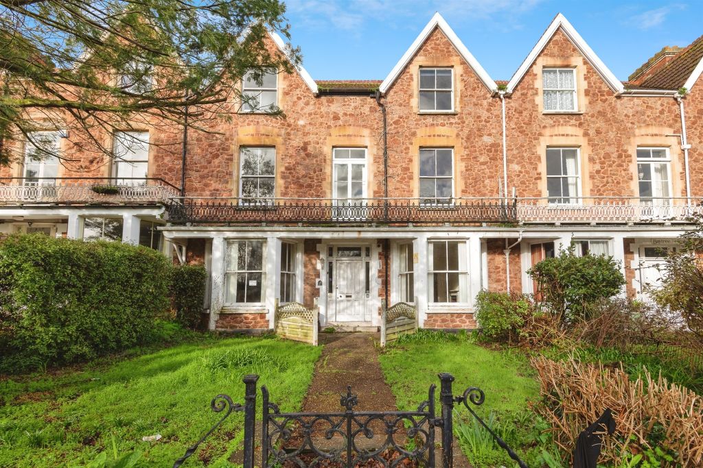 Property photo 1 of 13