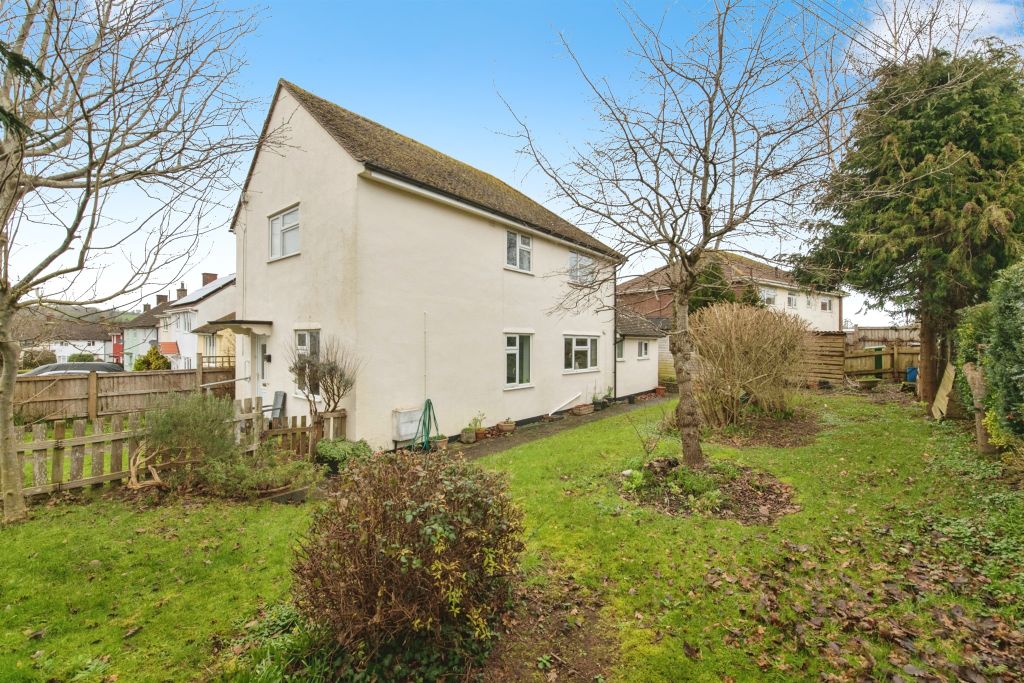 Property photo 2 of 19