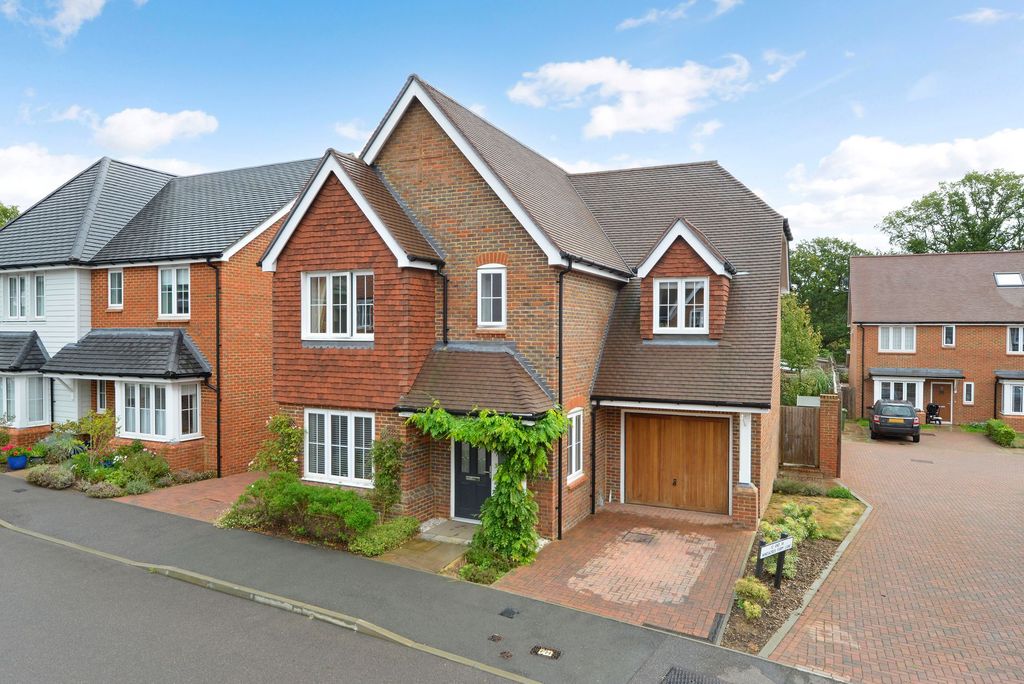 Property photo 1 of 20