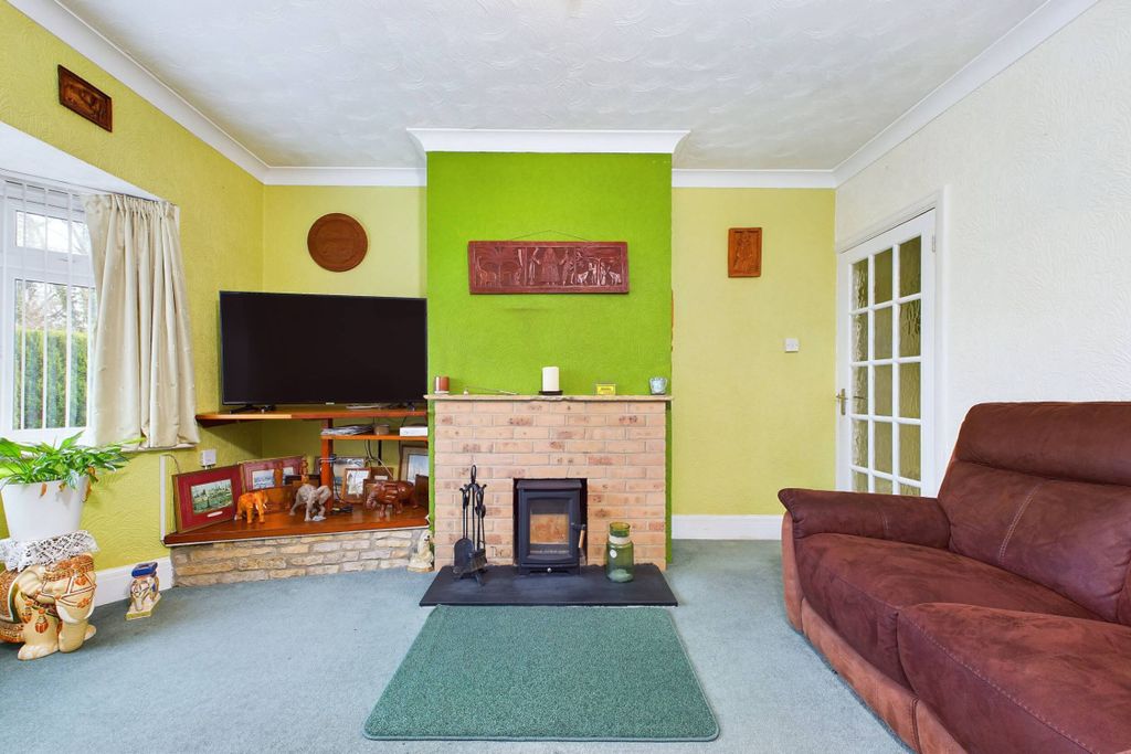 Property photo 3 of 26