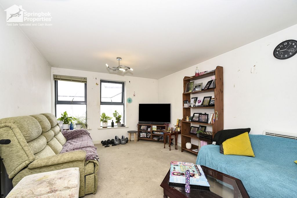 Property photo 2 of 7 Image 2