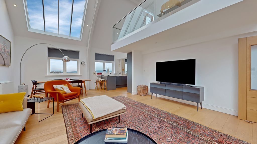 Additional image 7 of 2 bed penthouse for salePenthouse, Old School House, Hillhead G12
