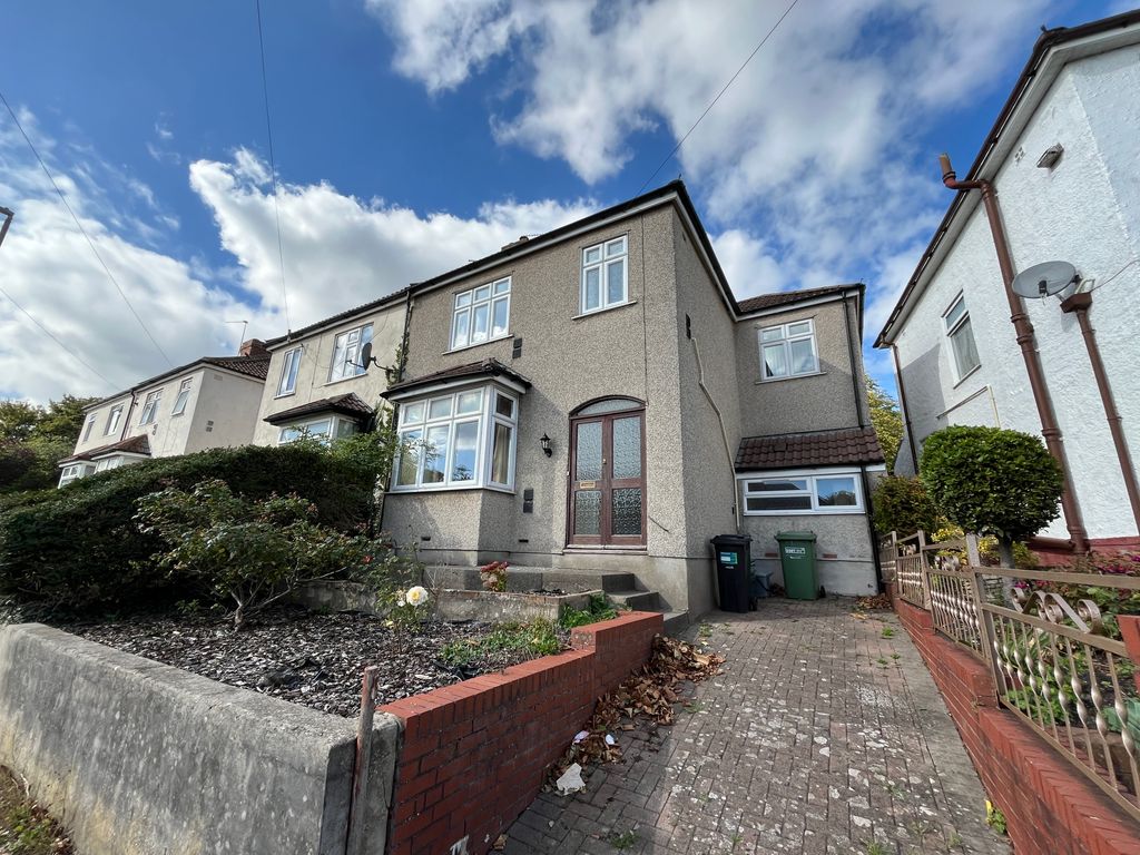 Property photo 1 of 21