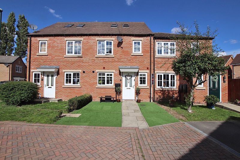 Property photo 1 of 15 Front