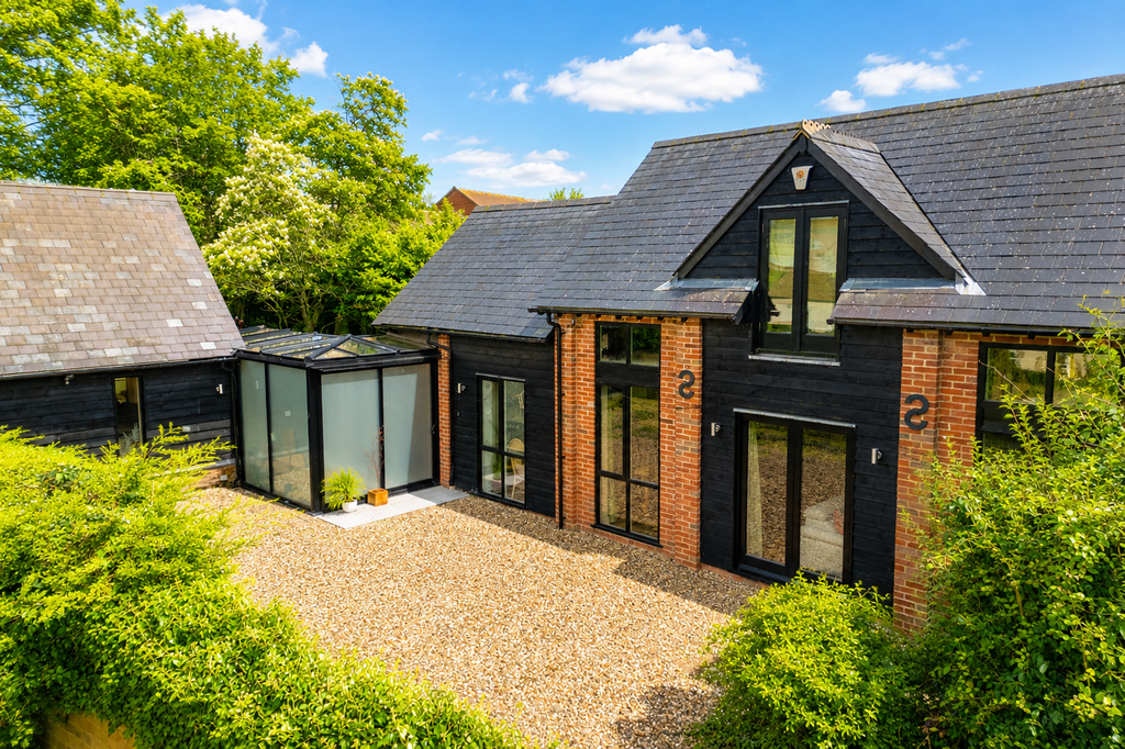 Property photo 1 of 33