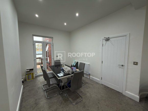 Property photo 3 of 19 9093668.Jpg