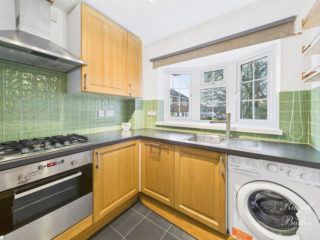 Property photo 2 of 9 Cam02127G0-Pr0369-Still006