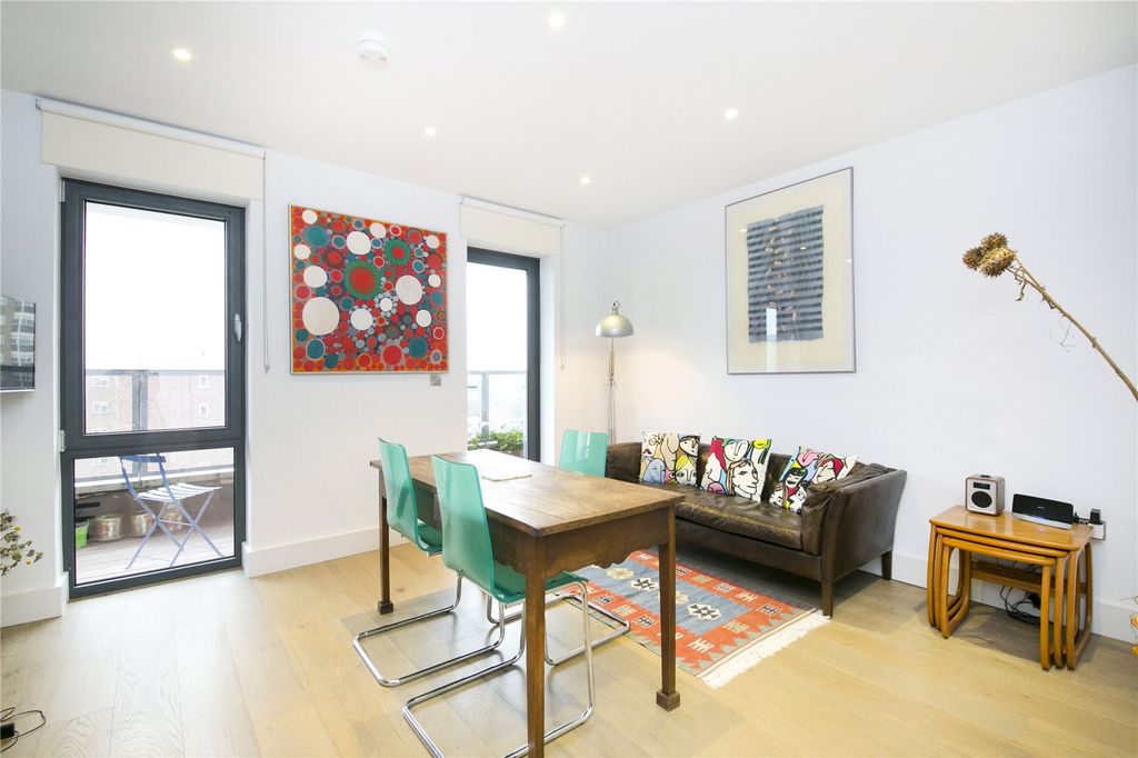 Property photo 3 of 10 Open Plan Living