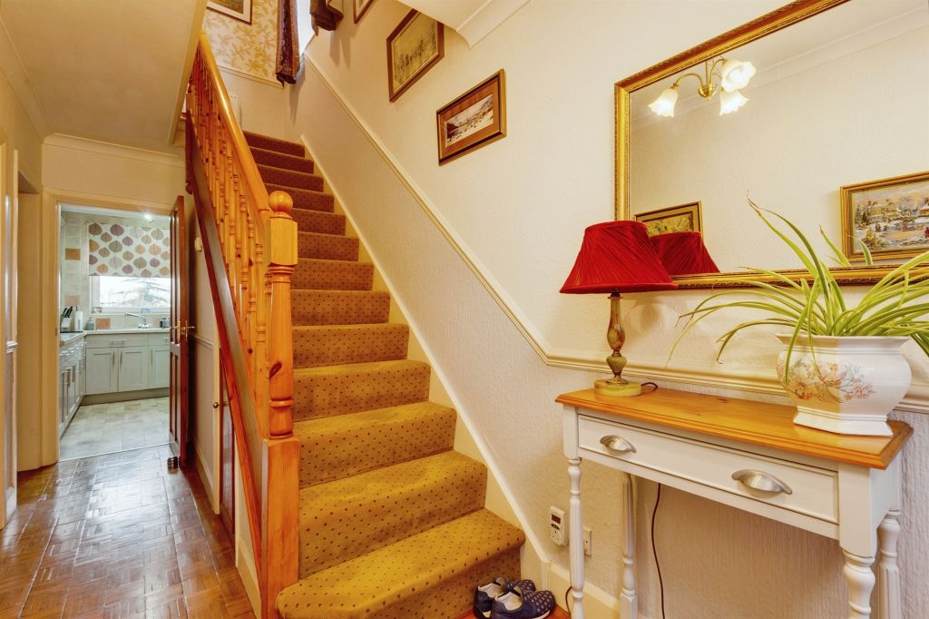 Property photo 2 of 24