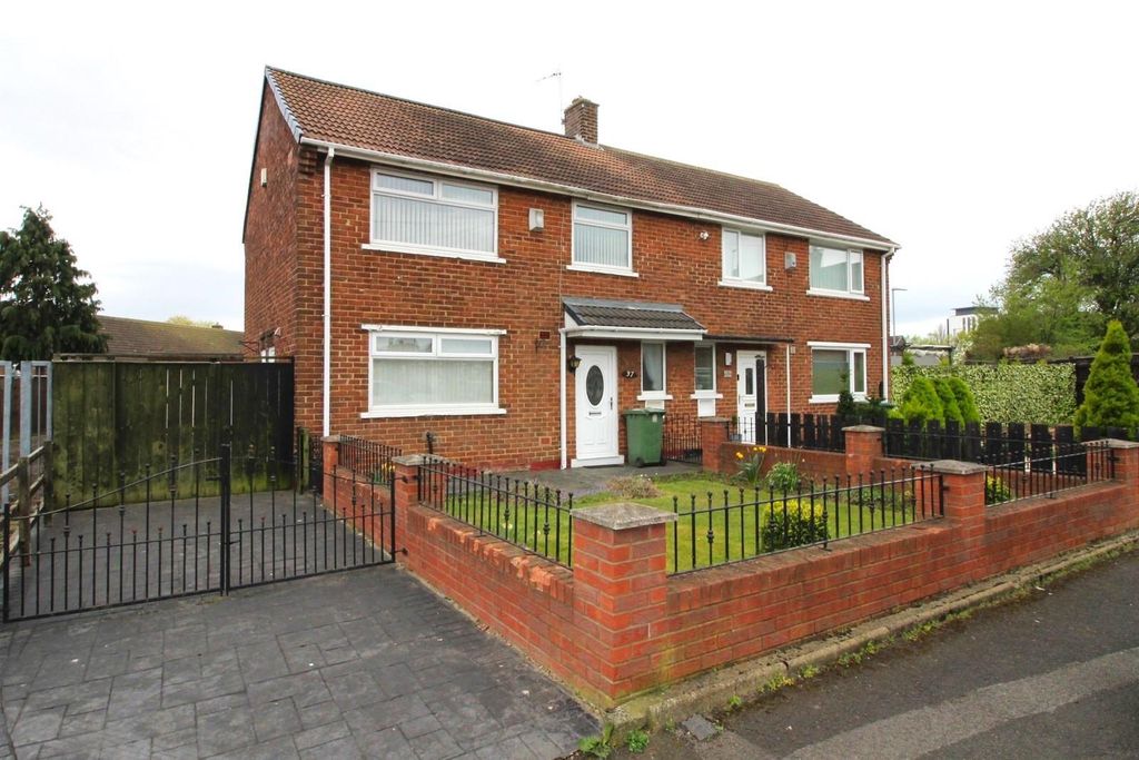 Property photo 1 of 10