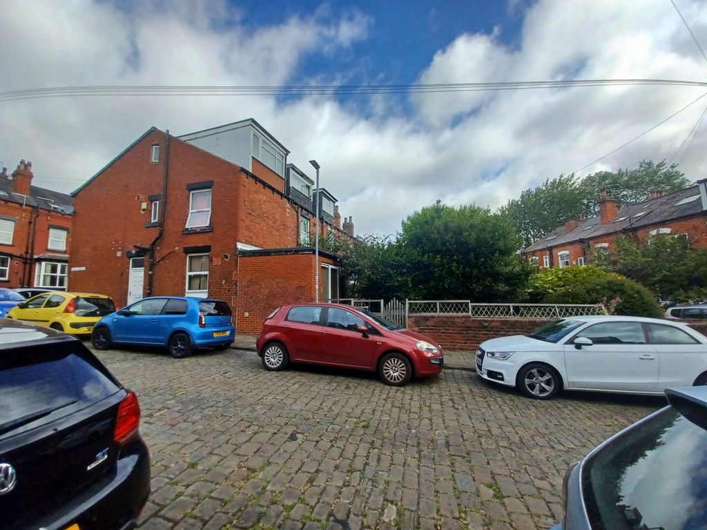 Property photo 1 of 17 Picture No. 20