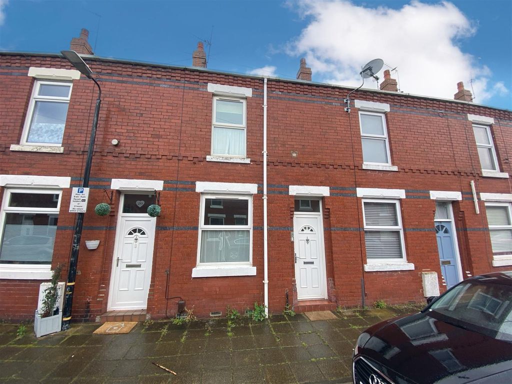 Property photo 1 of 8