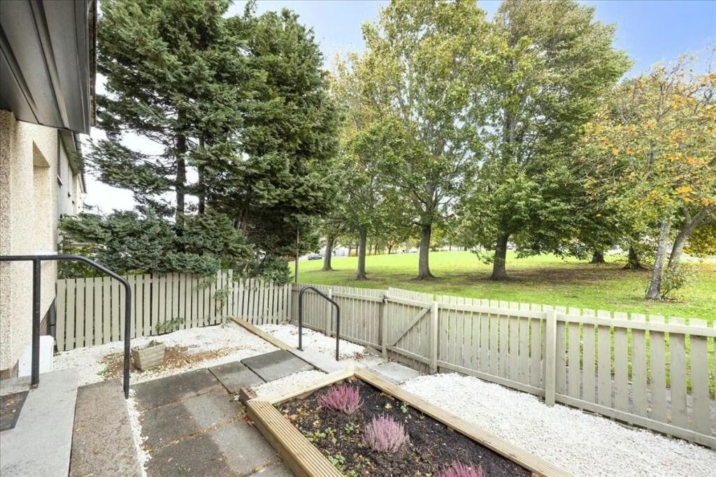 Property photo 2 of 14 Photo 2