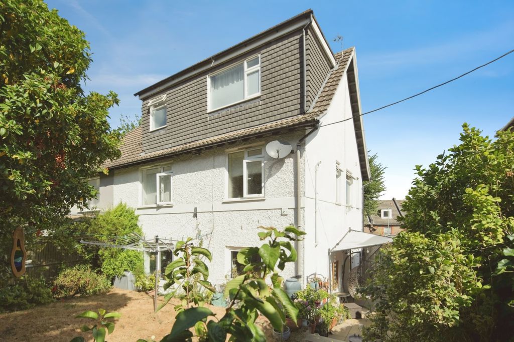 Property photo 1 of 25 Pbox-Img.Jpg