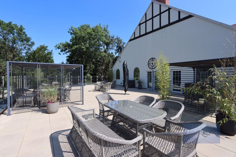 Additional image 24 of 2 bed flat to rentThe Canopy, Lambourne Road, Chigwell IG7