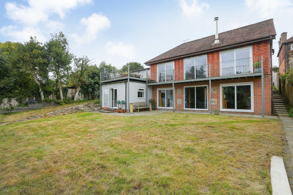 Property photo 2 of 31 Picture 2