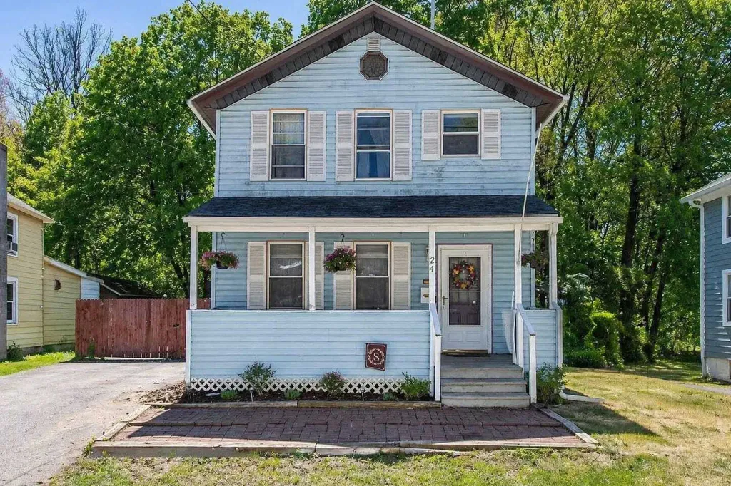 Property photo 1 of 31