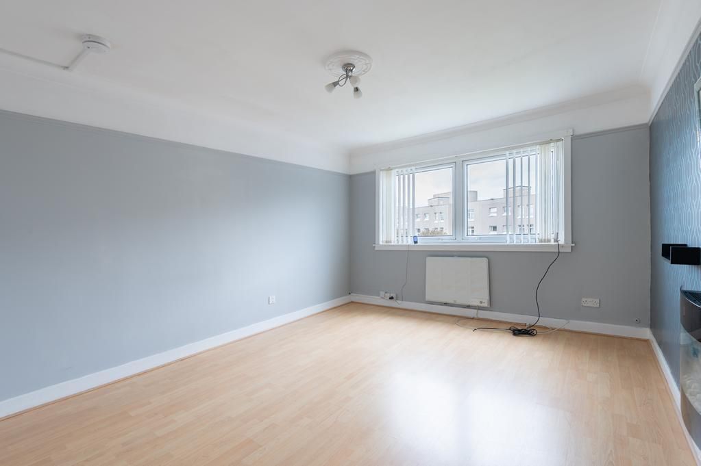 Property photo 2 of 13 Lev1497Pem Living Room.Jpg