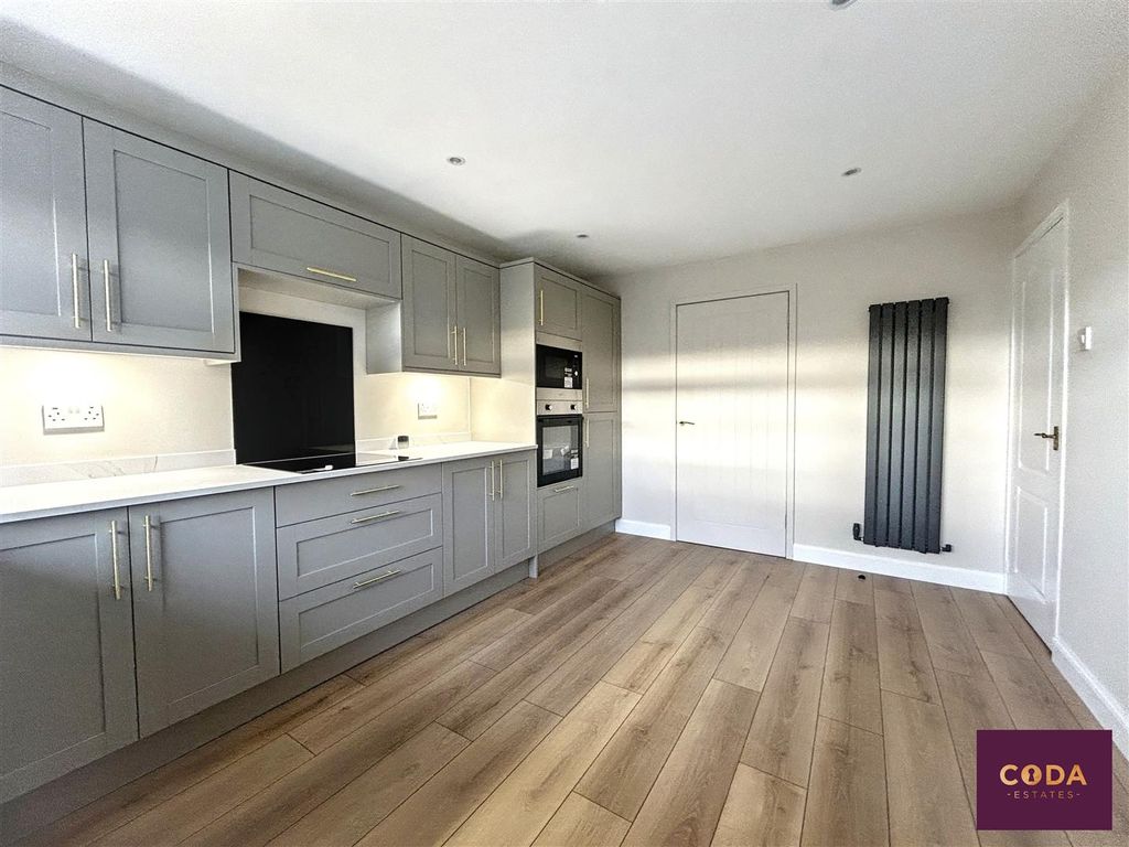 Property photo 3 of 12 Img_1718.Jpg