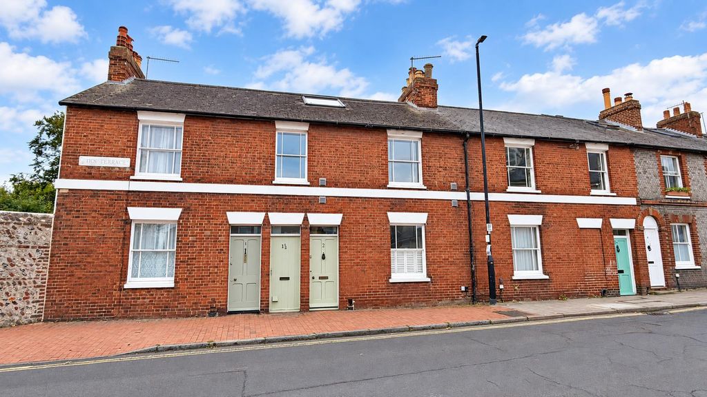 Property photo 1 of 18
