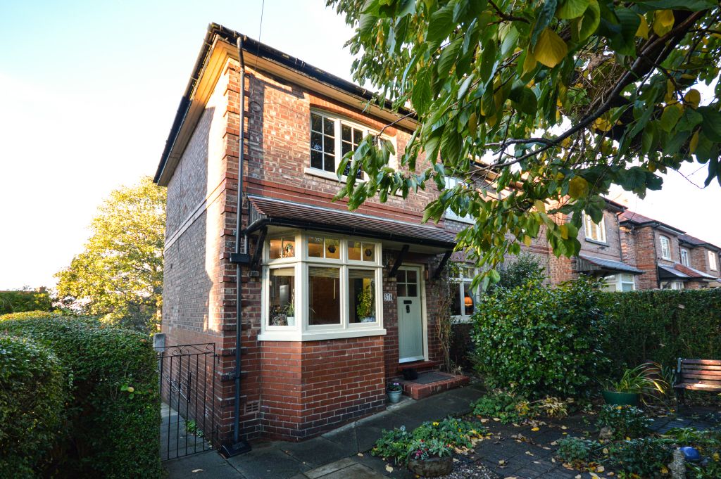 Property photo 1 of 18 Front External