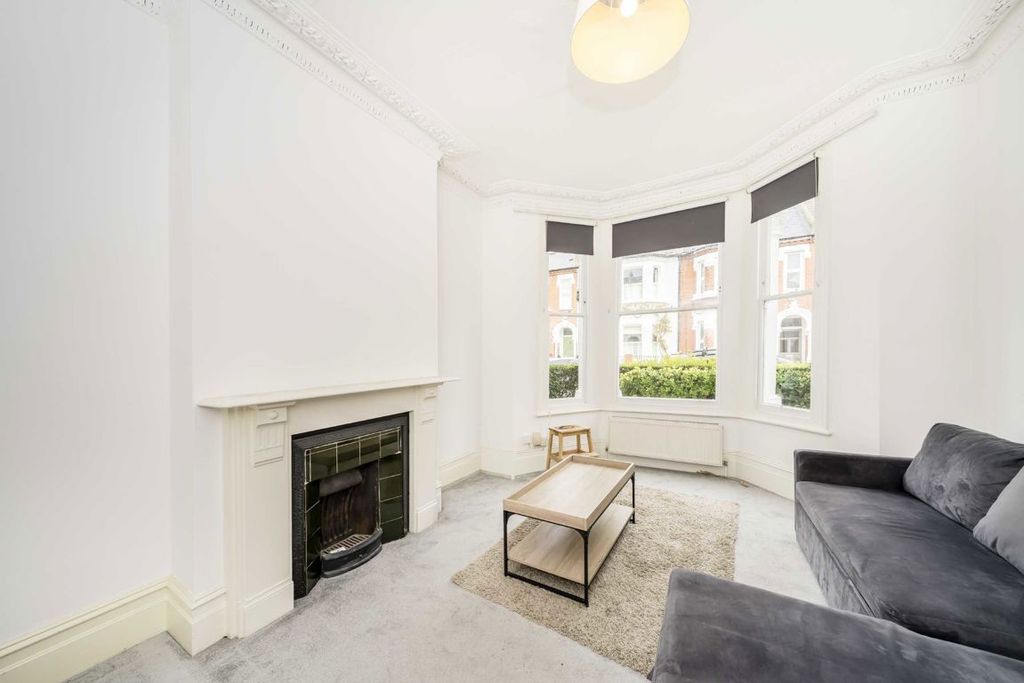 Property photo 2 of 5