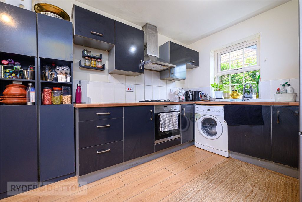 Property photo 3 of 19 Open Plan