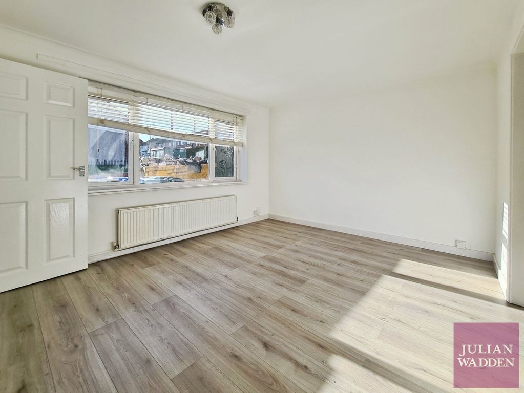 Property photo 2 of 13 Picture No. 04