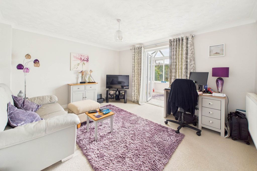 Property photo 2 of 15