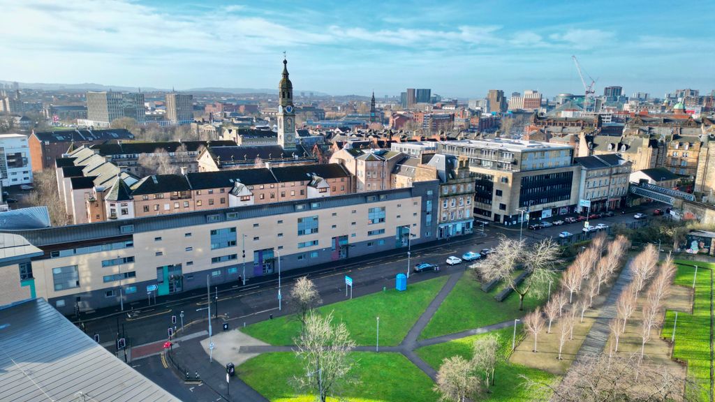 Property photo 1 of 22