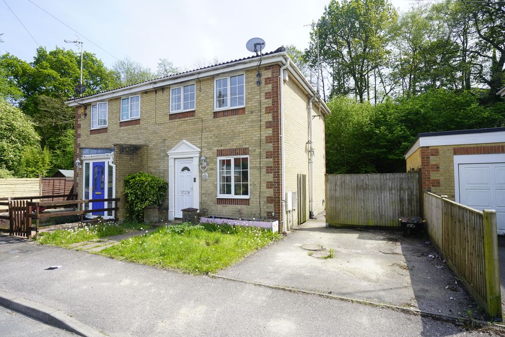 Property photo 1 of 13 Front