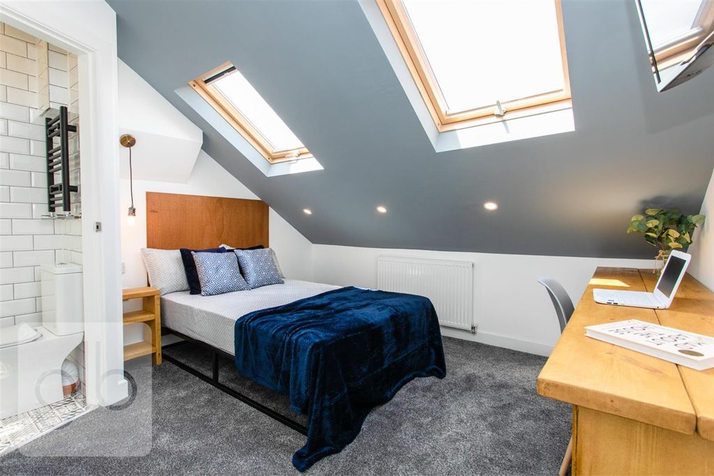 Property photo 1 of 7 7.Png