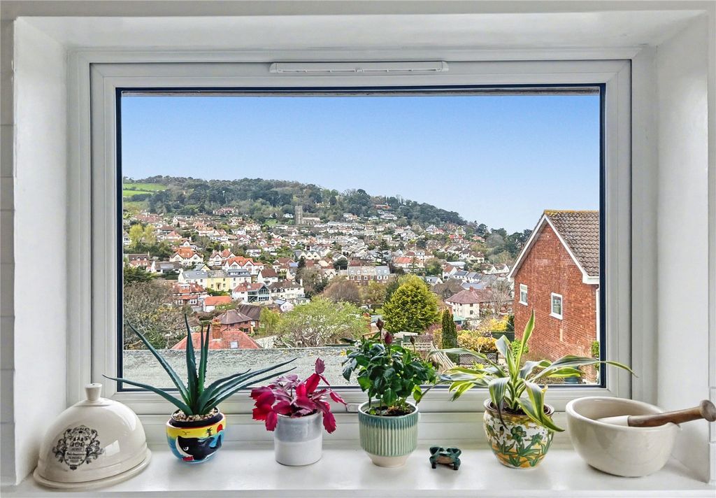 Property photo 3 of 15 Picture No. 05