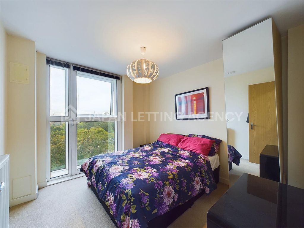 Property photo 3 of 6 Cam02206G0-Pr0135-Still003.Jpg