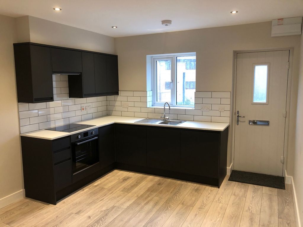 Property photo 1 of 3