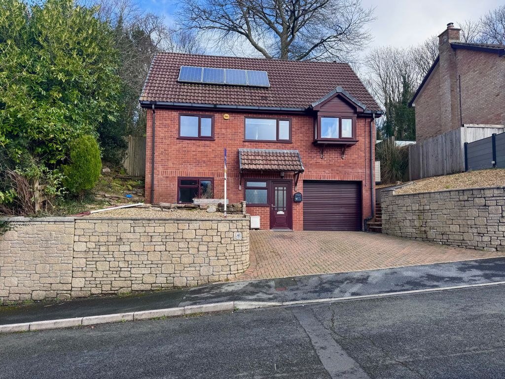 Property photo 1 of 20 Front Elevation